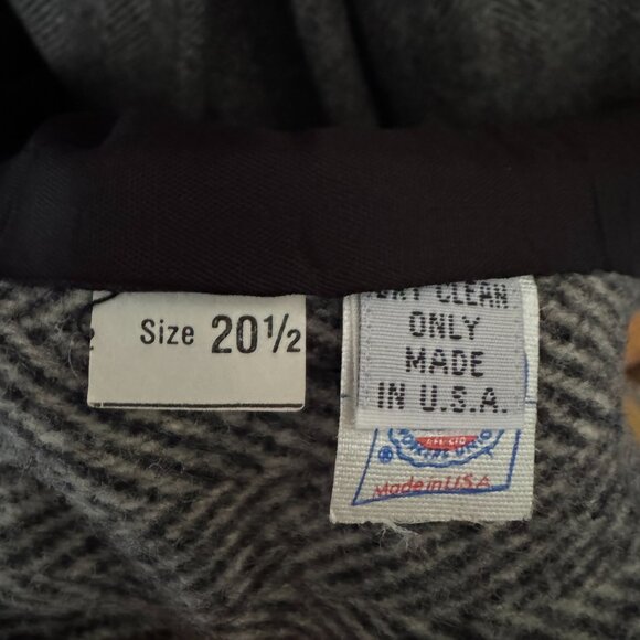 J&H Fashions Vintage Women's Herringbone Wool Coat - Picture 9 of 14